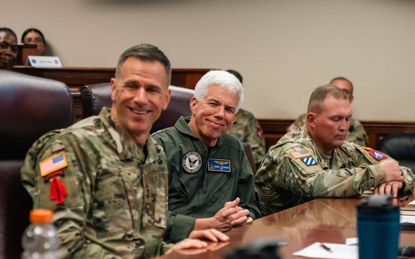 U.S. Army North hosts a Warrant Officer mentor class