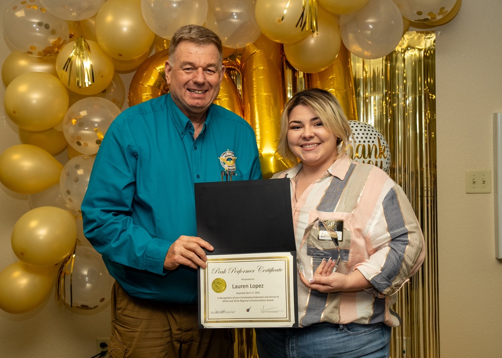 Lauren Lopez  Wins Peak Performer Award