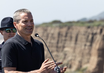 Camp Pendleton celebrates San Onofre State Beach lease agreement