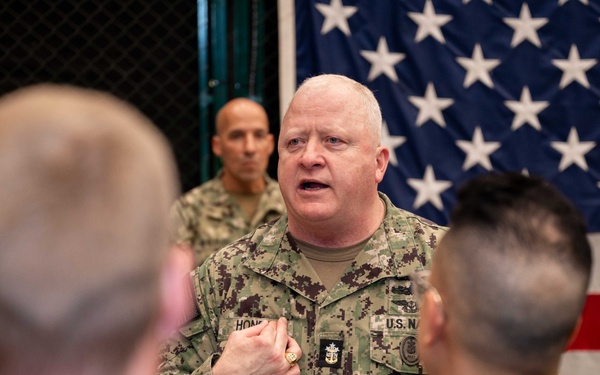 MCPON Visits Bahrain