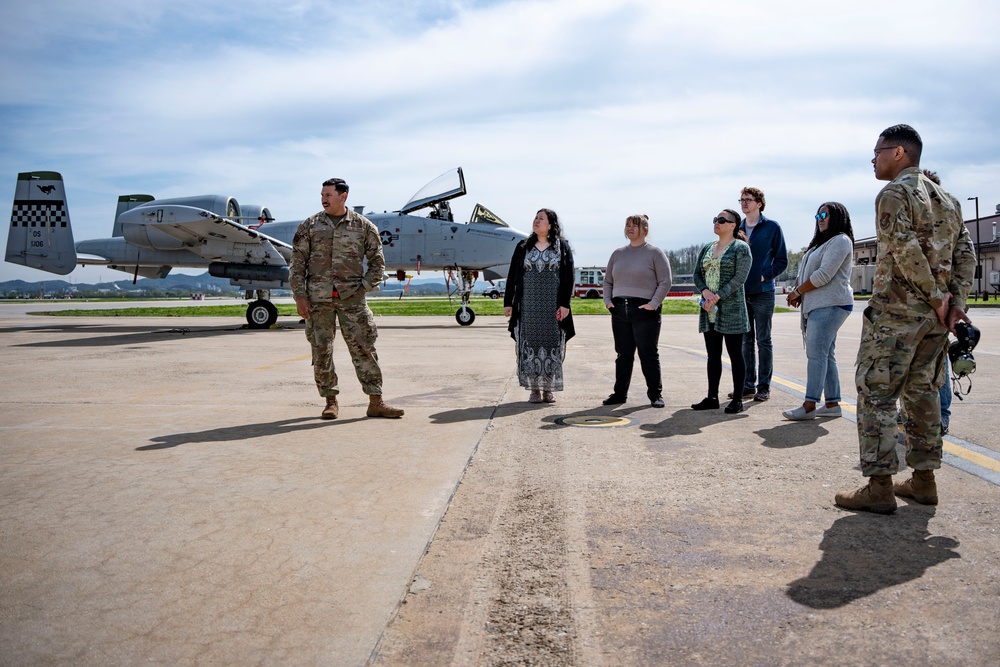51st Fighter Wing Spouse Immersion Tour