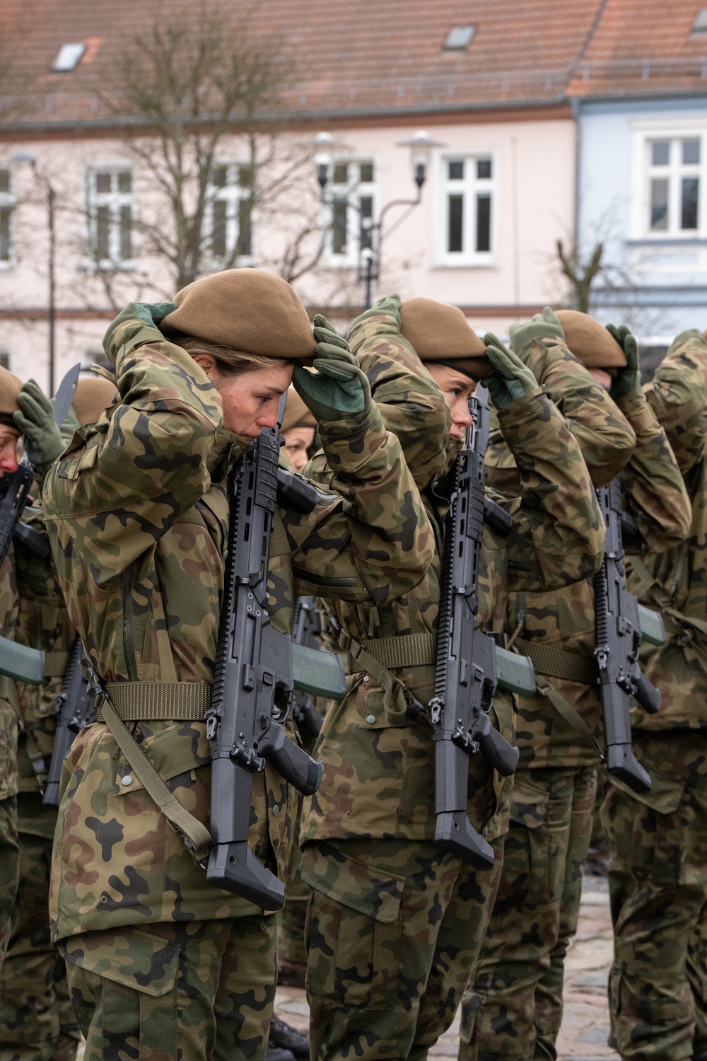 1AD DSB Command Team Attends Polish Territorial Defense Forces Oath Ceremony