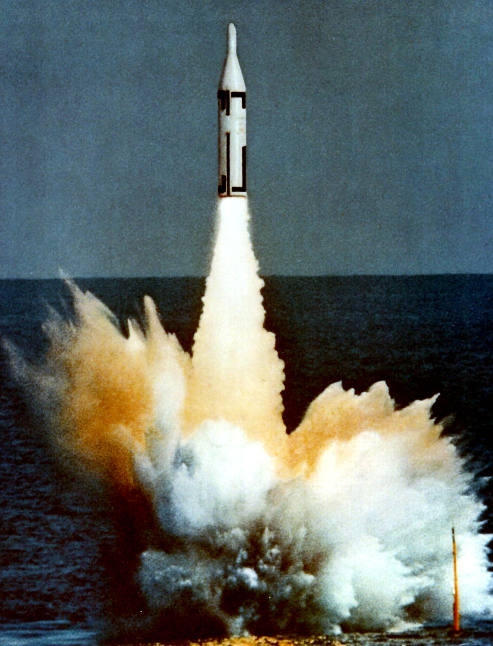 First Polaris A1 launch from USS George Washington