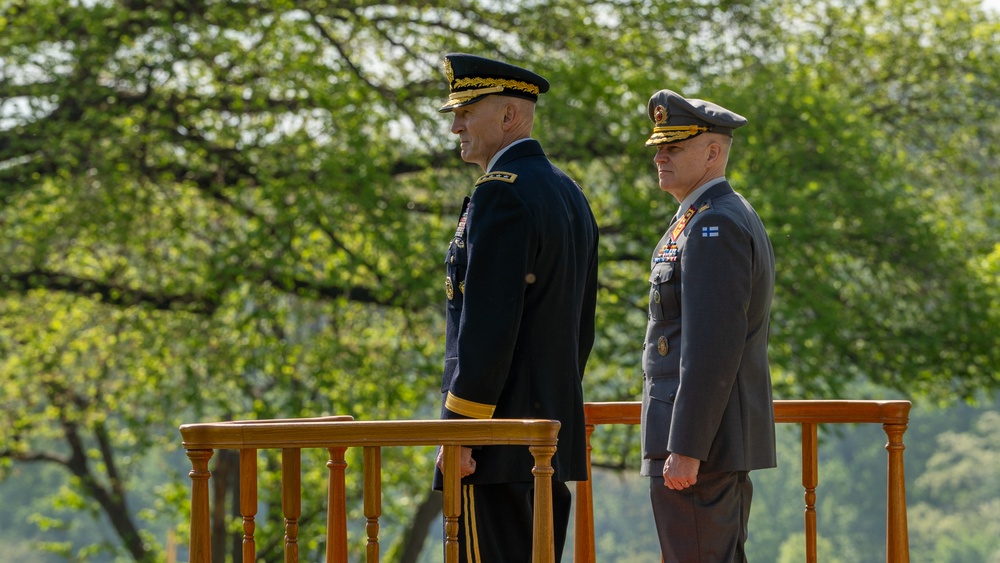 Army Full Honor Arrival Ceremony for Lt. Gen. Pasi Välimäki, Commander of the Finnish Army