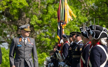 Army Full Honor Arrival Ceremony for Lt. Gen. Pasi Välimäki, Commander of the Finnish Army