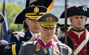 Army Full Honor Arrival Ceremony for Lt. Gen. Pasi Välimäki, Commander of the Finnish Army