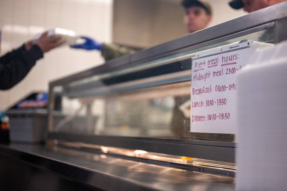 Alert Kitchen feeds the mission during PV 25-1