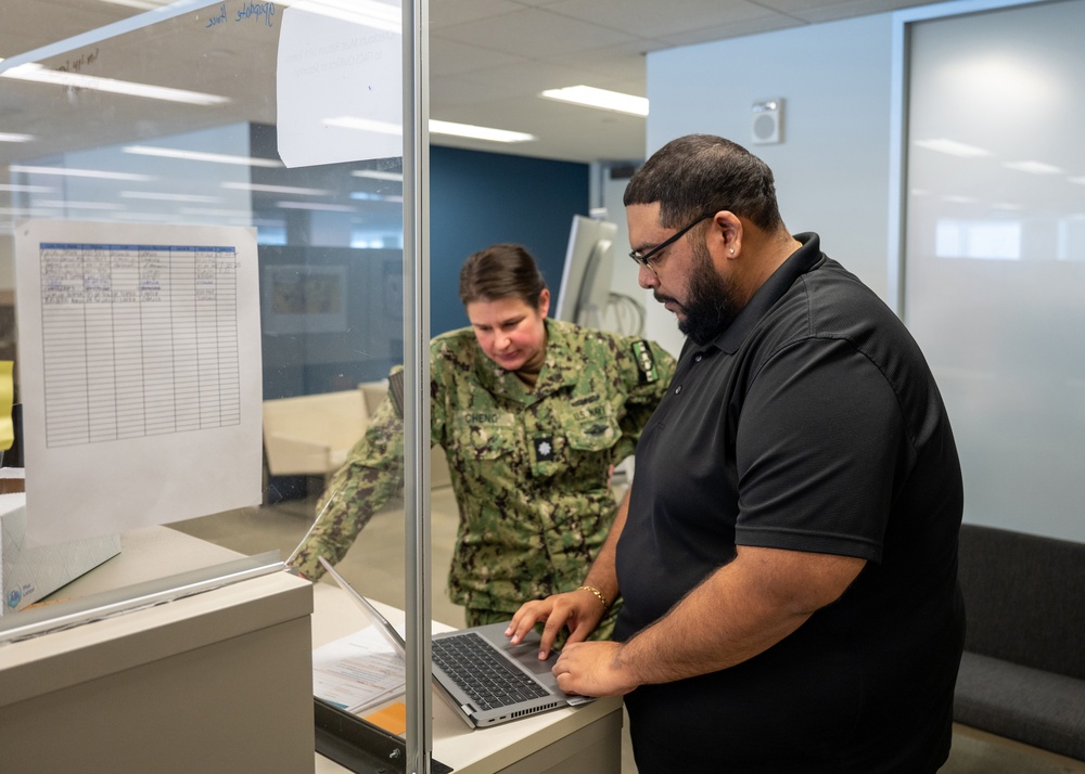 Navy Medicine Shines a Spotlight on IT Department