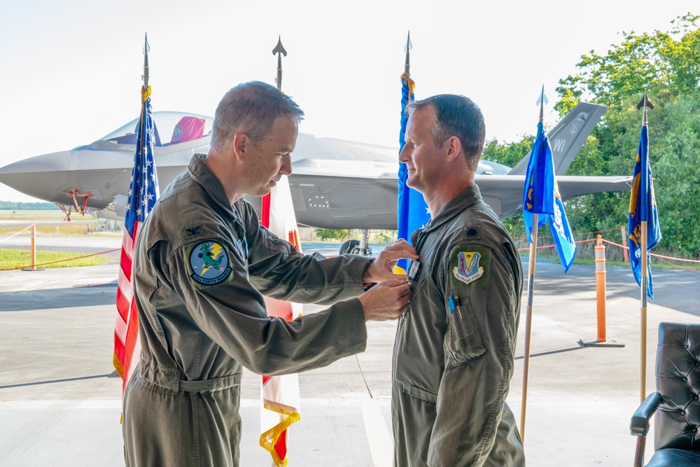 Command changes hands as F-35 era takes off