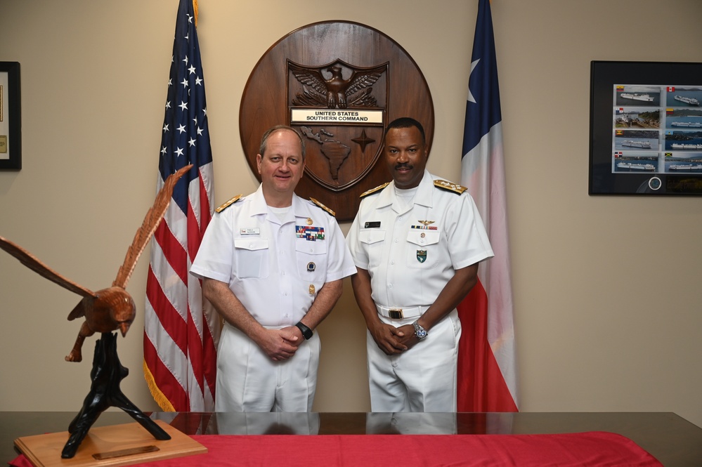 Chile’s Top Military Officer Visits SOUTHCOM