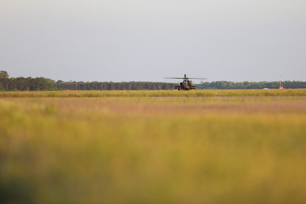 South Carolina Army National Guard Apache helicopters complete night gunnery training