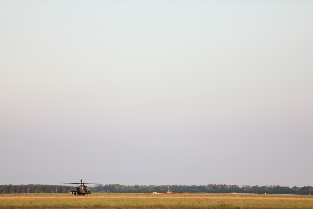 South Carolina Army National Guard Apache helicopters complete night gunnery training