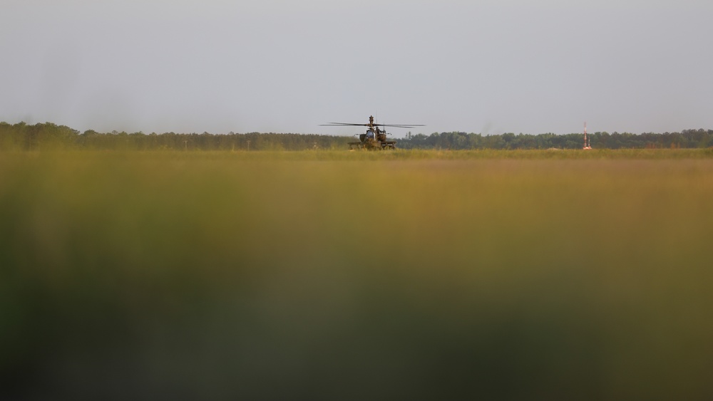 South Carolina Army National Guard Apache helicopters complete night gunnery training