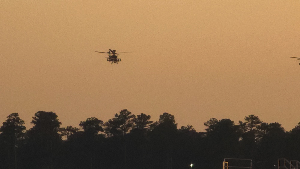 South Carolina Army National Guard Apache helicopters complete night gunnery training