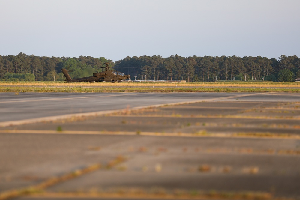 South Carolina Army National Guard Apache helicopters complete night gunnery training
