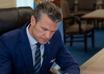 SD Hegseth Signs COVID-19 Memorandum