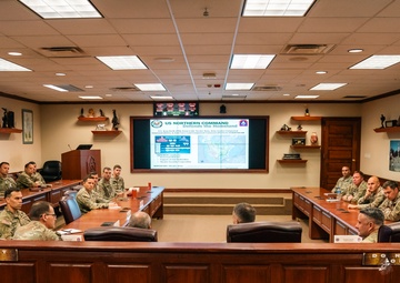 U.S. Army North Commander speaks with the 160th Special Operations Aviation Regiment