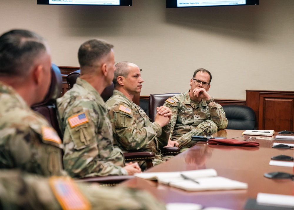 U.S. Army North Commander speaks with the 160th Special Operations Aviation Regiment