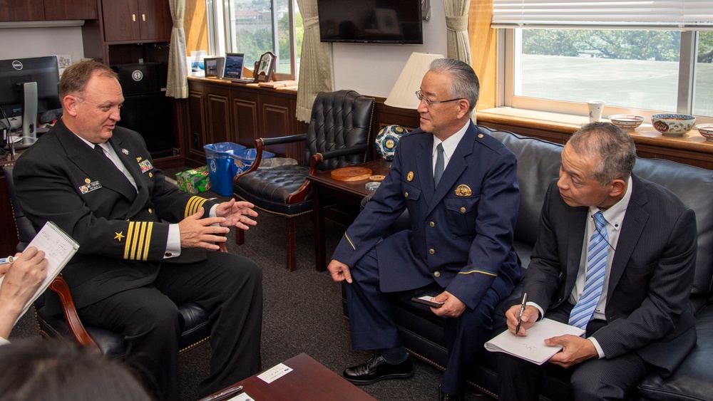 Sasebo Police Chief Visits CFAS