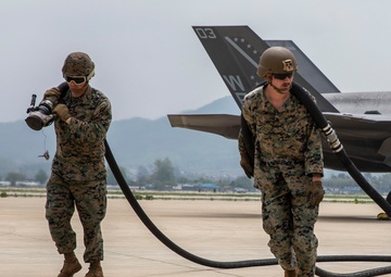 U.S. Marines fuel F-35s at Gwangju Air Base