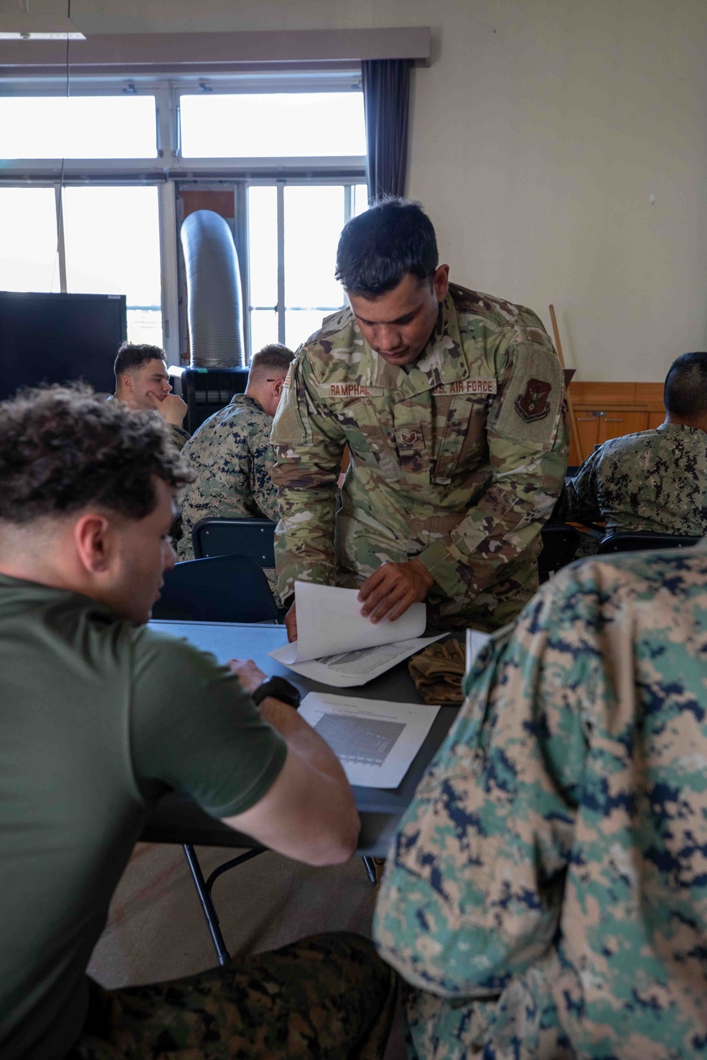 MCAS Iwakuni Marines attend an airfield damage repair class