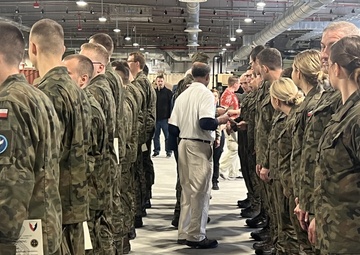 First iteration of Polish provided APS unit supply specialists complete US Army-led training