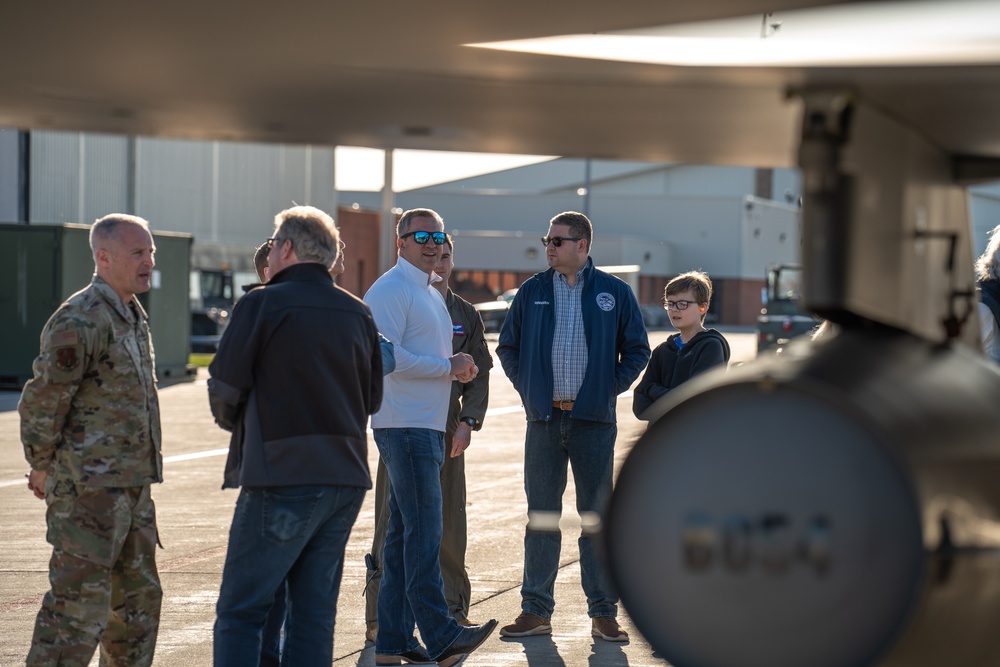 South Dakota TAG hosts night flying event for local civic leaders