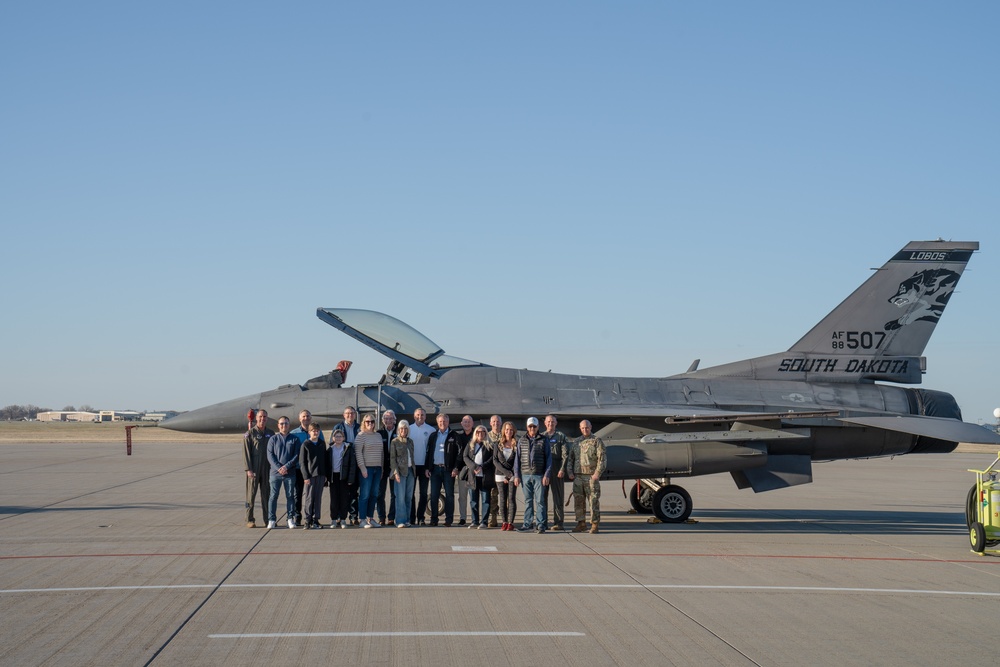 South Dakota TAG hosts night flying event for local civic leaders