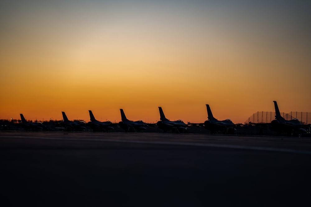 South Dakota TAG hosts night flying event for local civic leaders