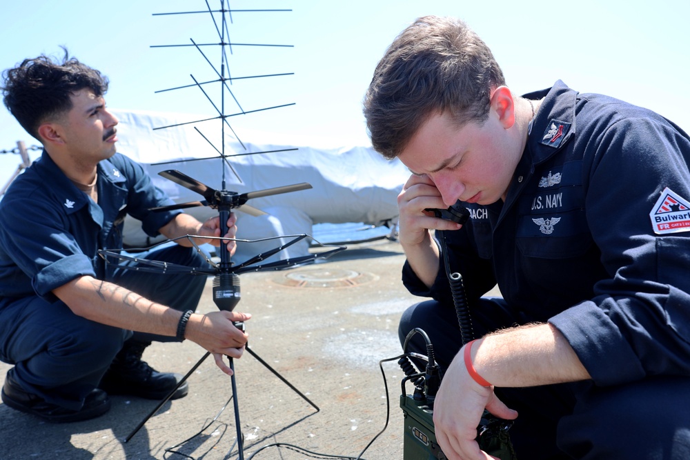 Sailors Participate in Communications Training Aboard USS Gravely