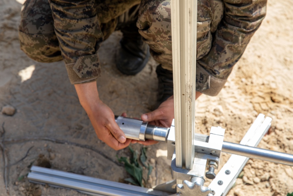 US, Tunisia conduct precision explosive ordnance destruction at African Lion 2025.