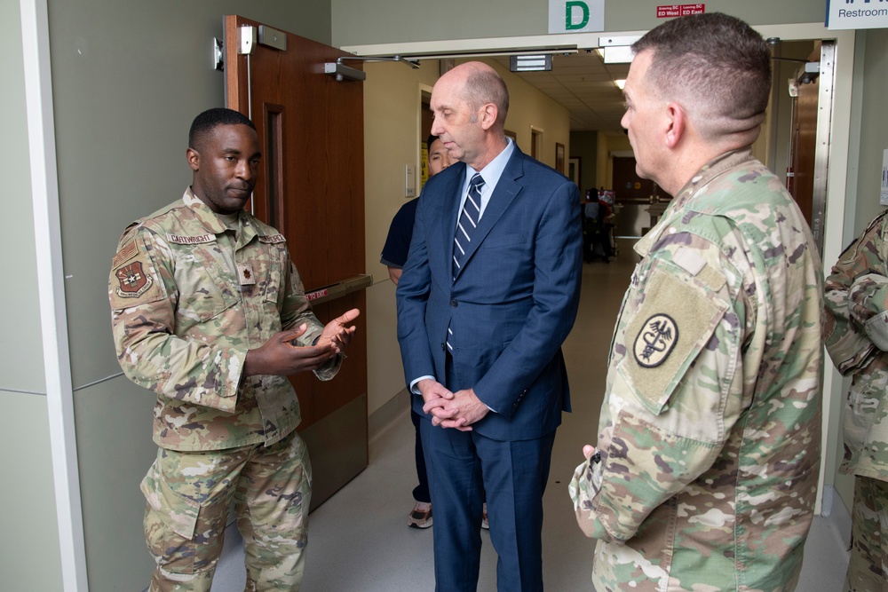 Acting Assistant Secretary of Defense for Health Affairs visits BAMC