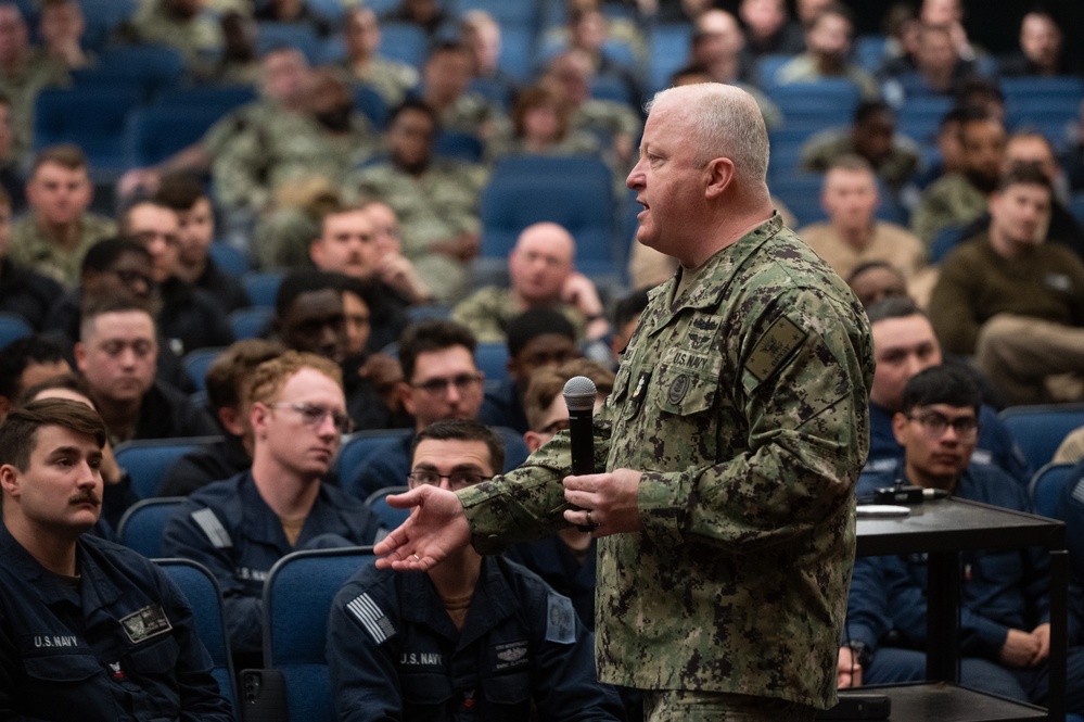 MCPON James Honea visits Submarine Force in Norfolk, VA.