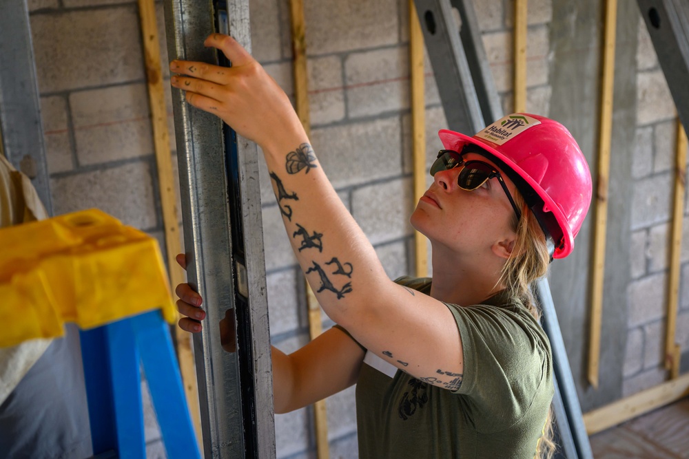 Habitat For Humanity volunteering | FWFL 2025