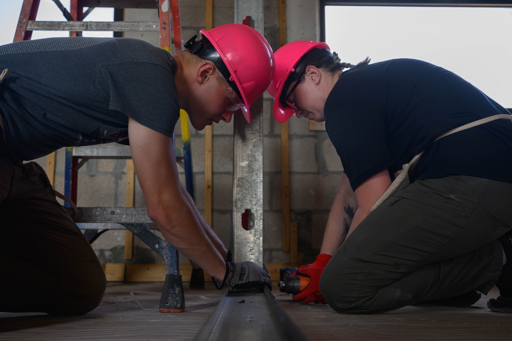 Habitat For Humanity volunteering | FWFL 2025