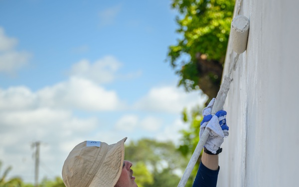 Habitat For Humanity volunteering | FWFL 2025