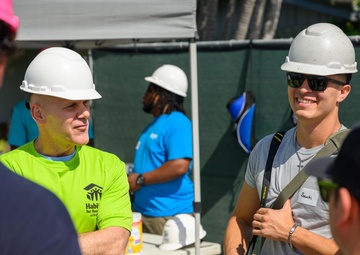 Habitat For Humanity volunteering | FWFL 2025