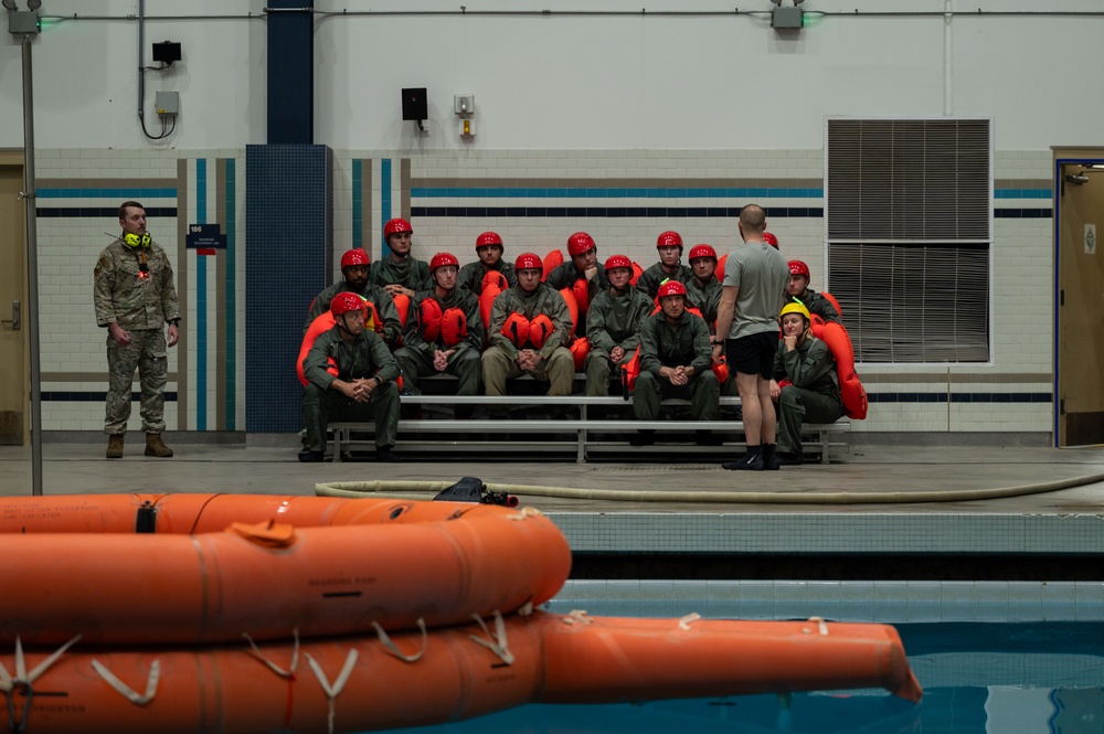 19th Air Force commander visits SERE