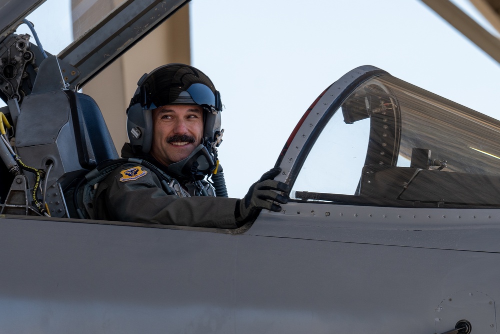 T-38 Talon, B-2 companion trainer aircraft