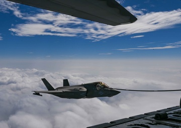SOCPAC Forces Train in the East China Sea