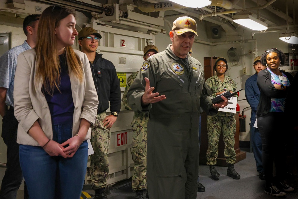 USS George H.W. Bush (CVN 77) Hosts Congressional Professional Staff