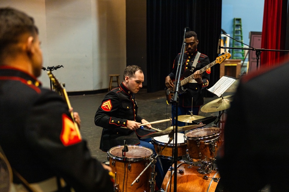 Marine Band San Diego’s Jazz Combo Performs at La Cueva HS