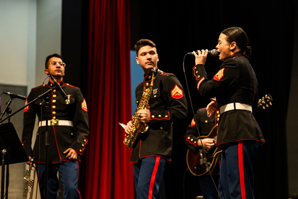 Marine Band San Diego’s Jazz Combo Performs at La Cueva HS