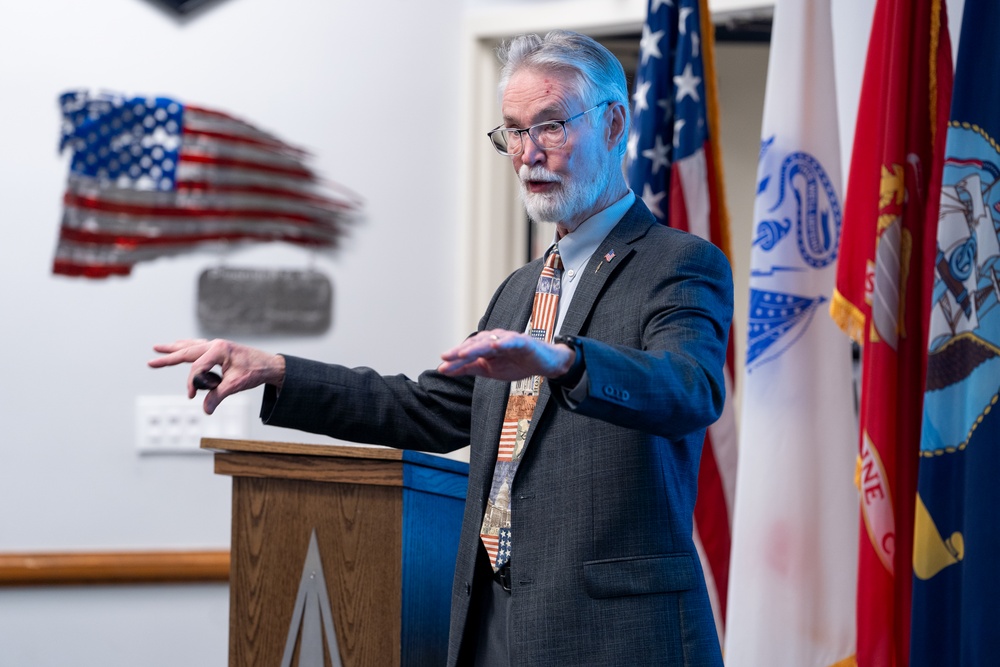 Marking 45 Years Since Eagle Claw, Veteran Speaks to Vosler Fellowship Students