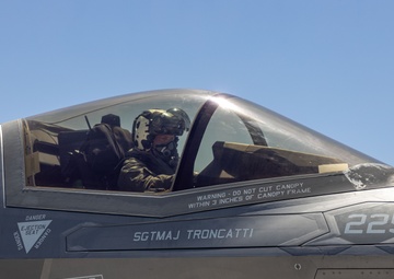 WTI 2-25 Commanding Generals of 1st, 2nd, 3rd, and 4th MAW visit MAWTS-1