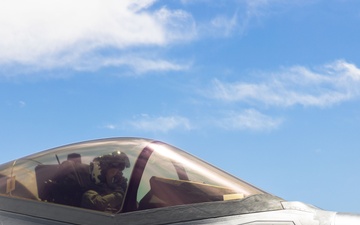 WTI 2-25 Commanding Generals of 1st, 2nd, 3rd, and 4th MAW visit MAWTS-1