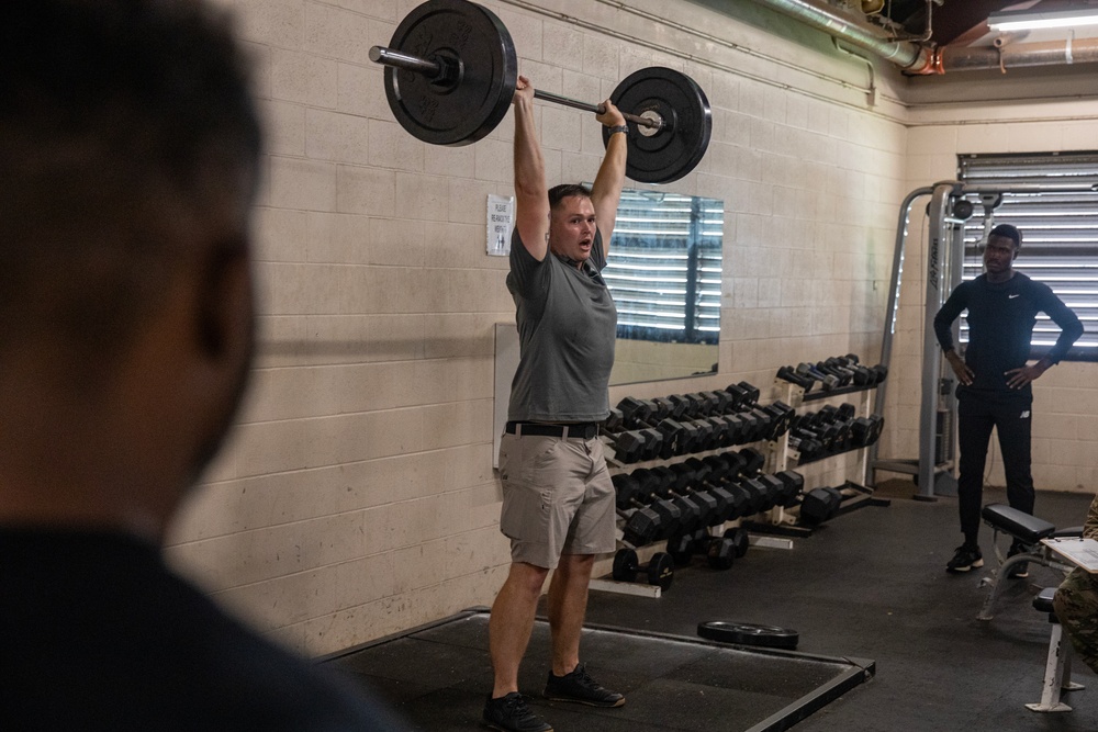 25th DSB Soldiers Compete in Aloha Open Fitness Competition