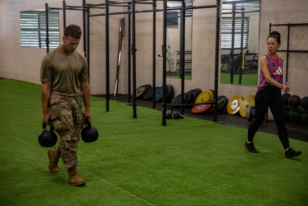 25th DSB Soldiers Compete in Aloha Open Fitness Competition