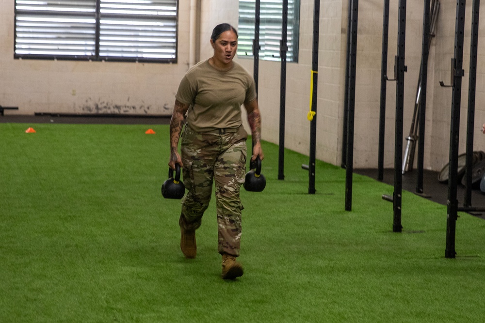 25th DSB Soldiers Compete in Aloha Open Fitness Competition