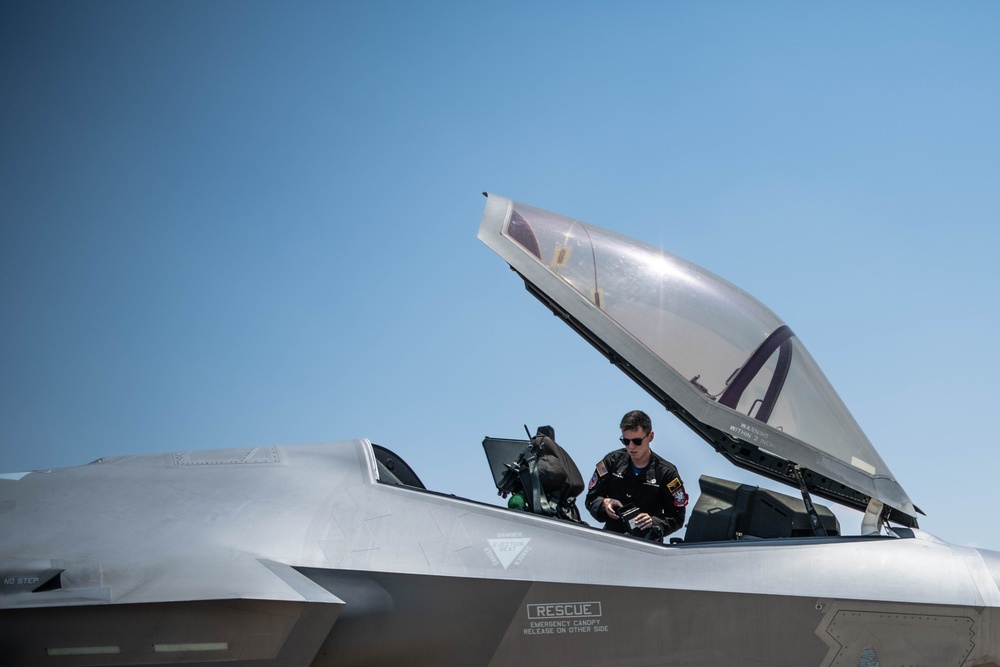 F-35A Demonstration Team practices for FAMEX 2025